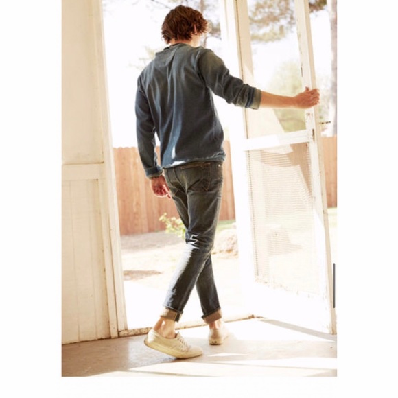 *CURRENT/ELLIOTT* Relaxed Distressed Jeans - Picture 4 of 11